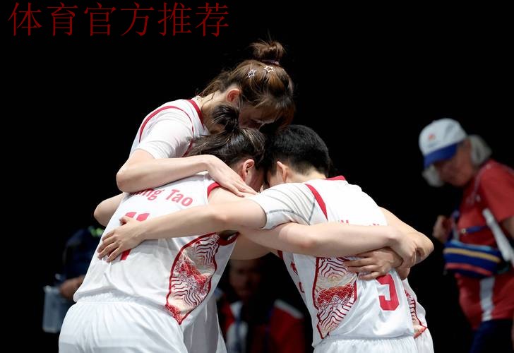 中国女队三人晋级决赛